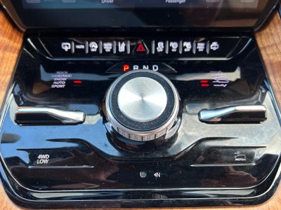 2024 Jeep Grand Wagoneer Series III