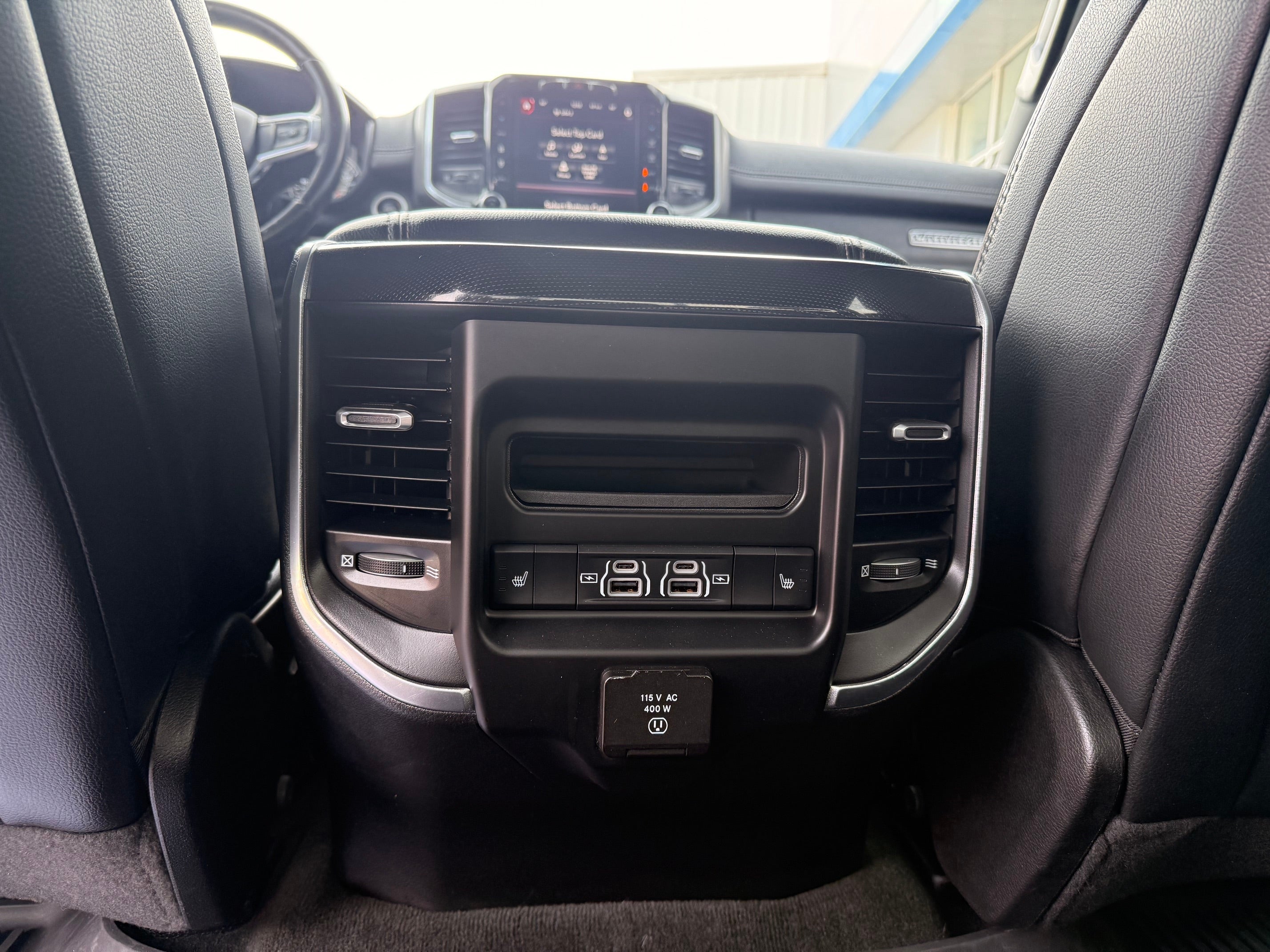 2021 RAM 1500 Laramie Crew Cab 4x4 5'7" Box