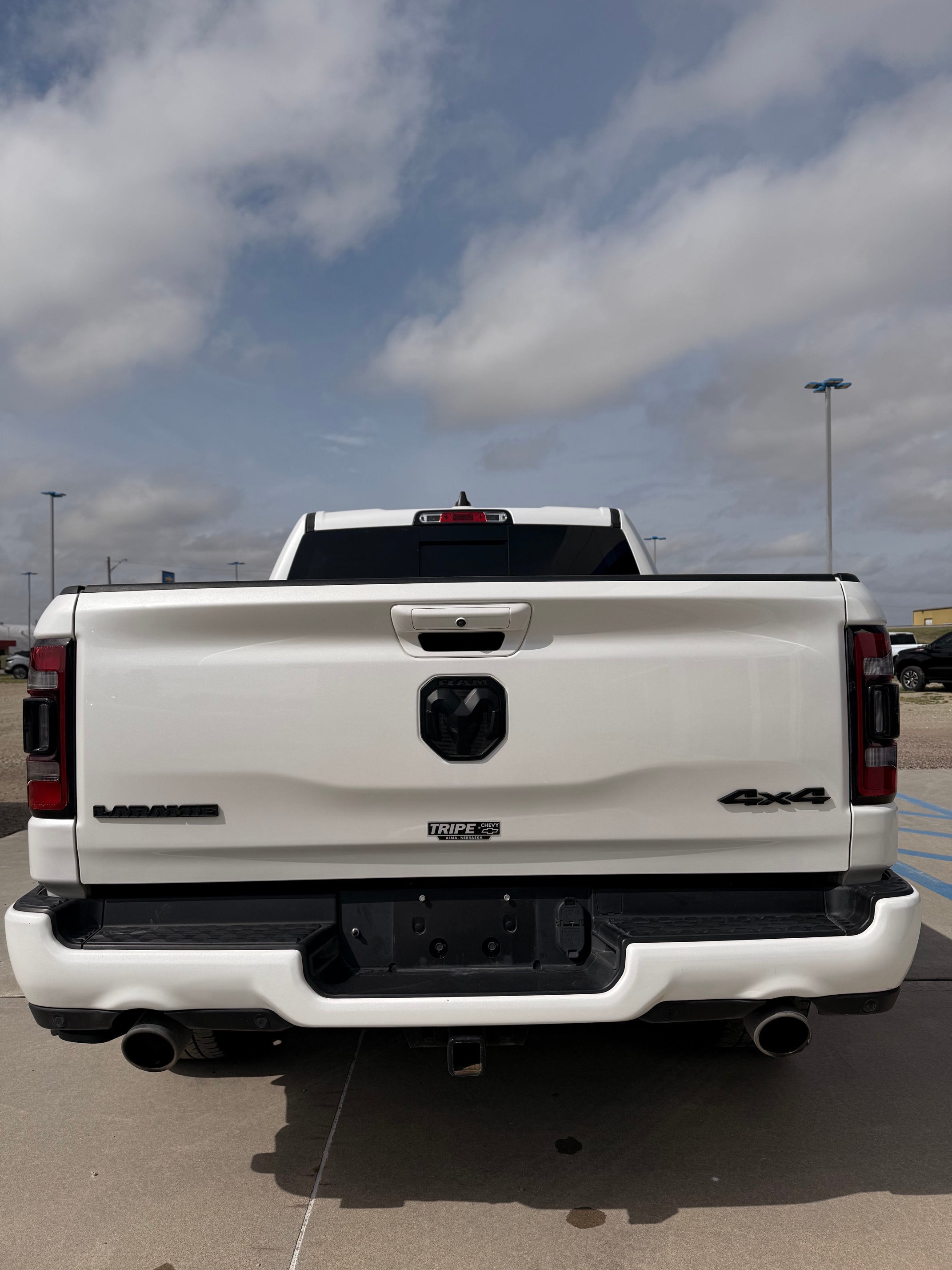 2021 RAM 1500 Laramie Crew Cab 4x4 5'7" Box