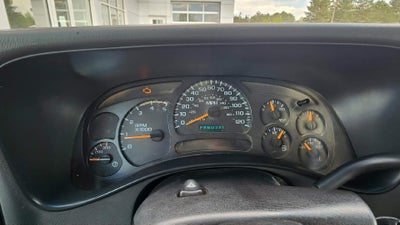 2004 Chevrolet Silverado 2500 HD LS