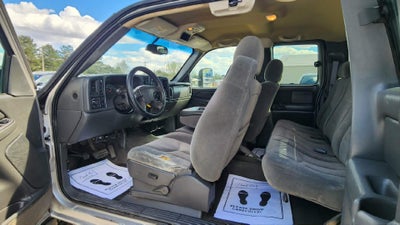 2004 Chevrolet Silverado 2500 HD LS
