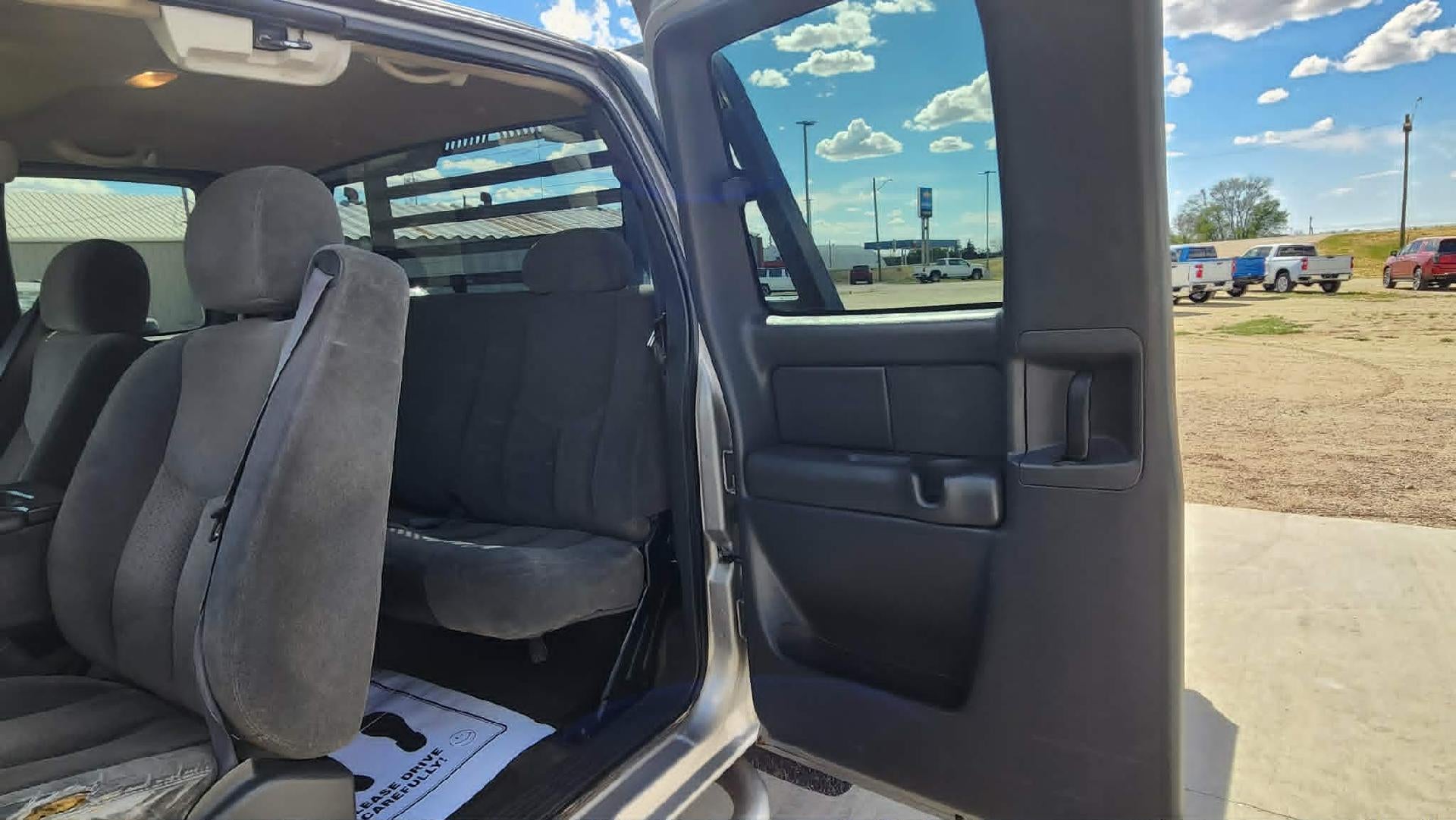 2004 Chevrolet Silverado 2500 HD LS