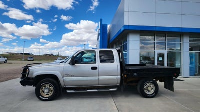 2004 Chevrolet Silverado 2500 HD LS