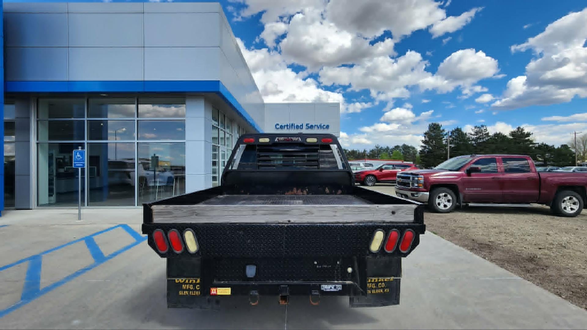 2004 Chevrolet Silverado 2500 HD LS