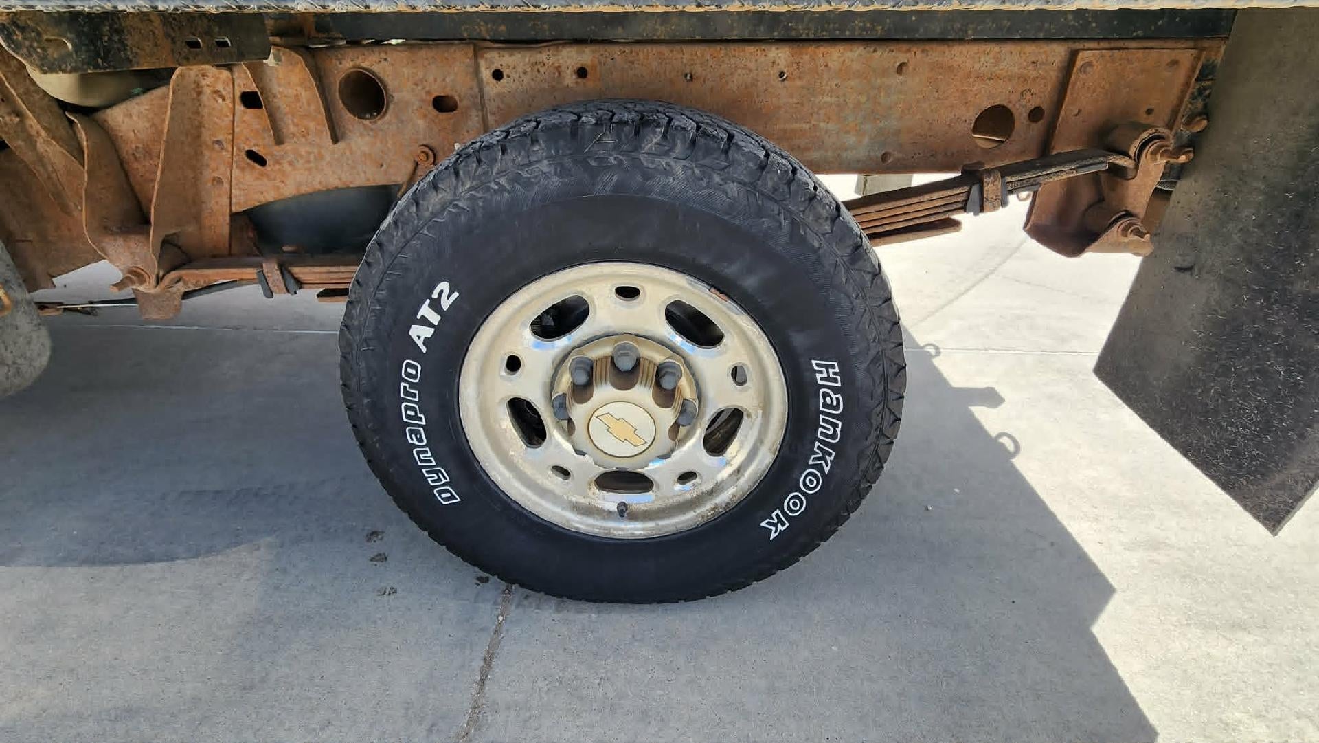 2004 Chevrolet Silverado 2500 HD LS