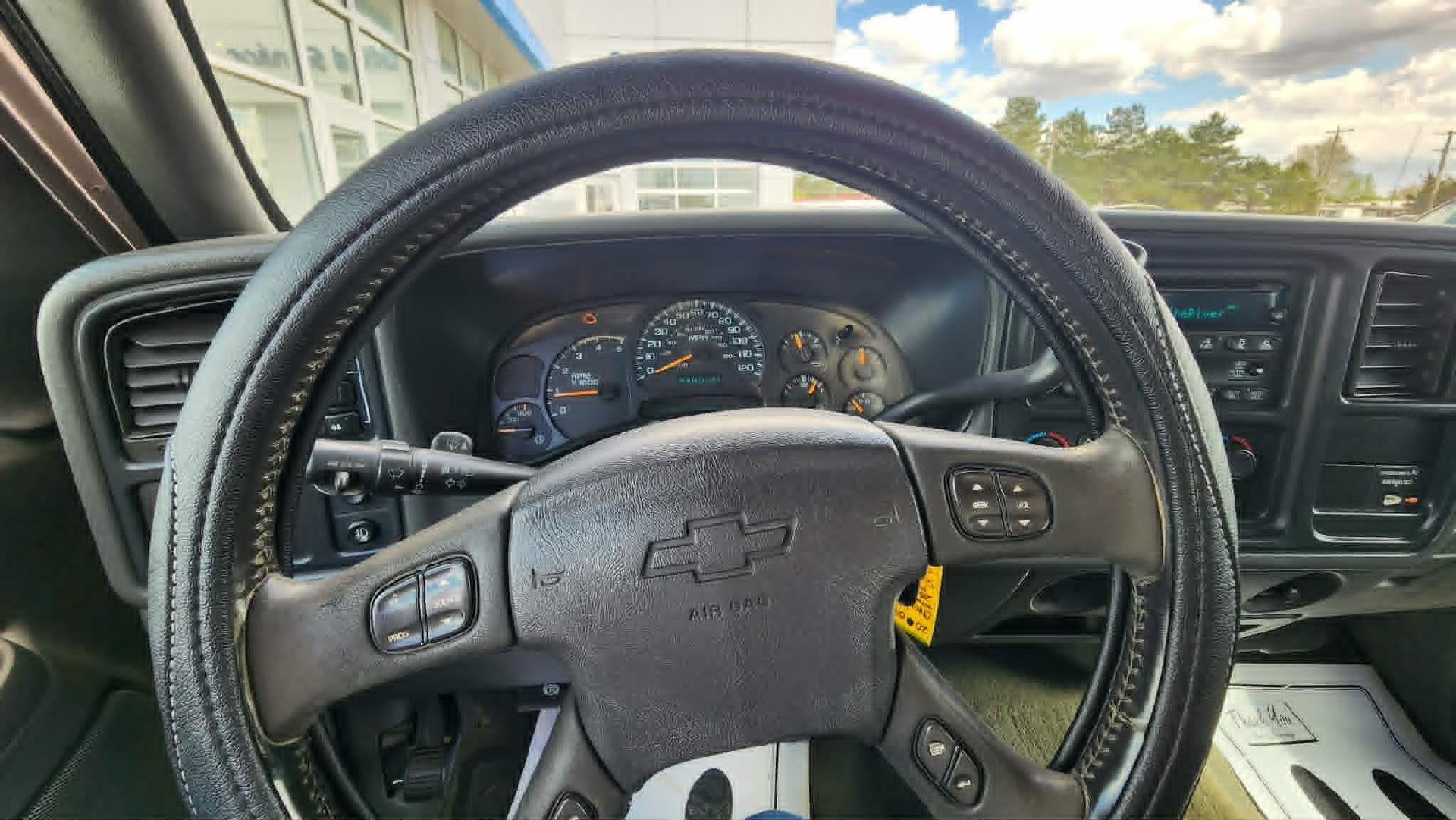 2004 Chevrolet Silverado 2500 HD LS