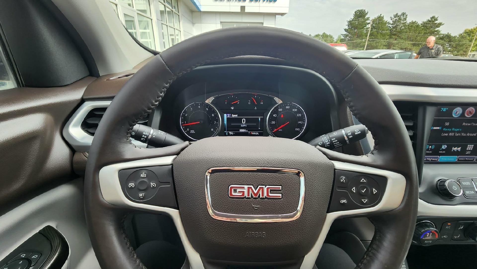 2018 GMC Acadia SLT