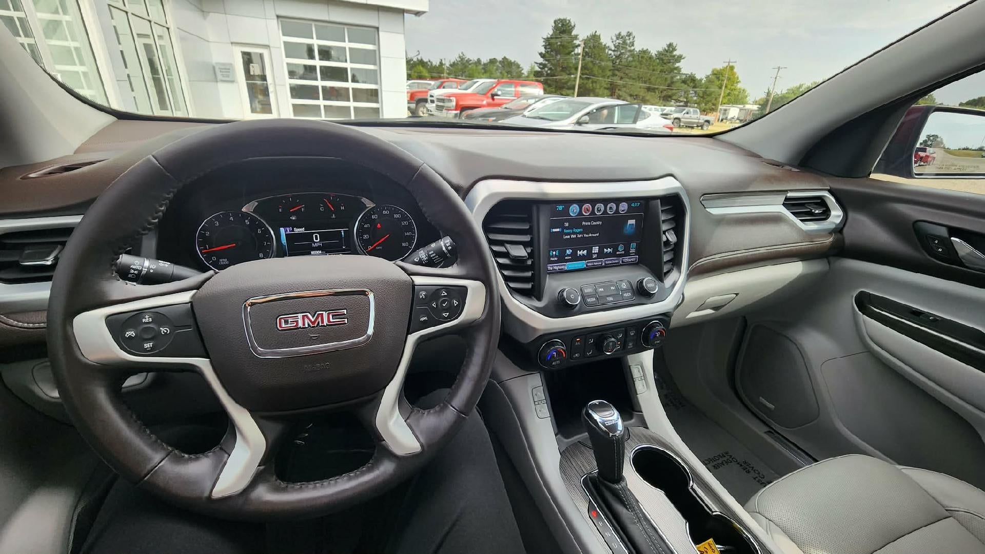 2018 GMC Acadia SLT