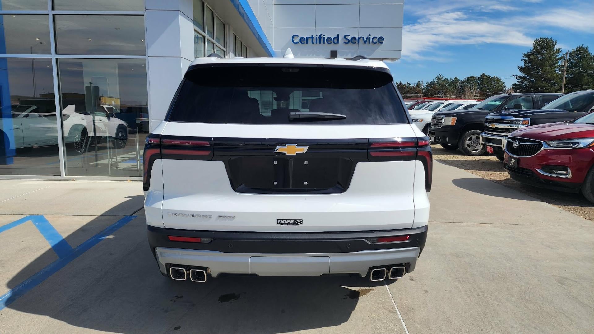 2026 Chevrolet Traverse LT