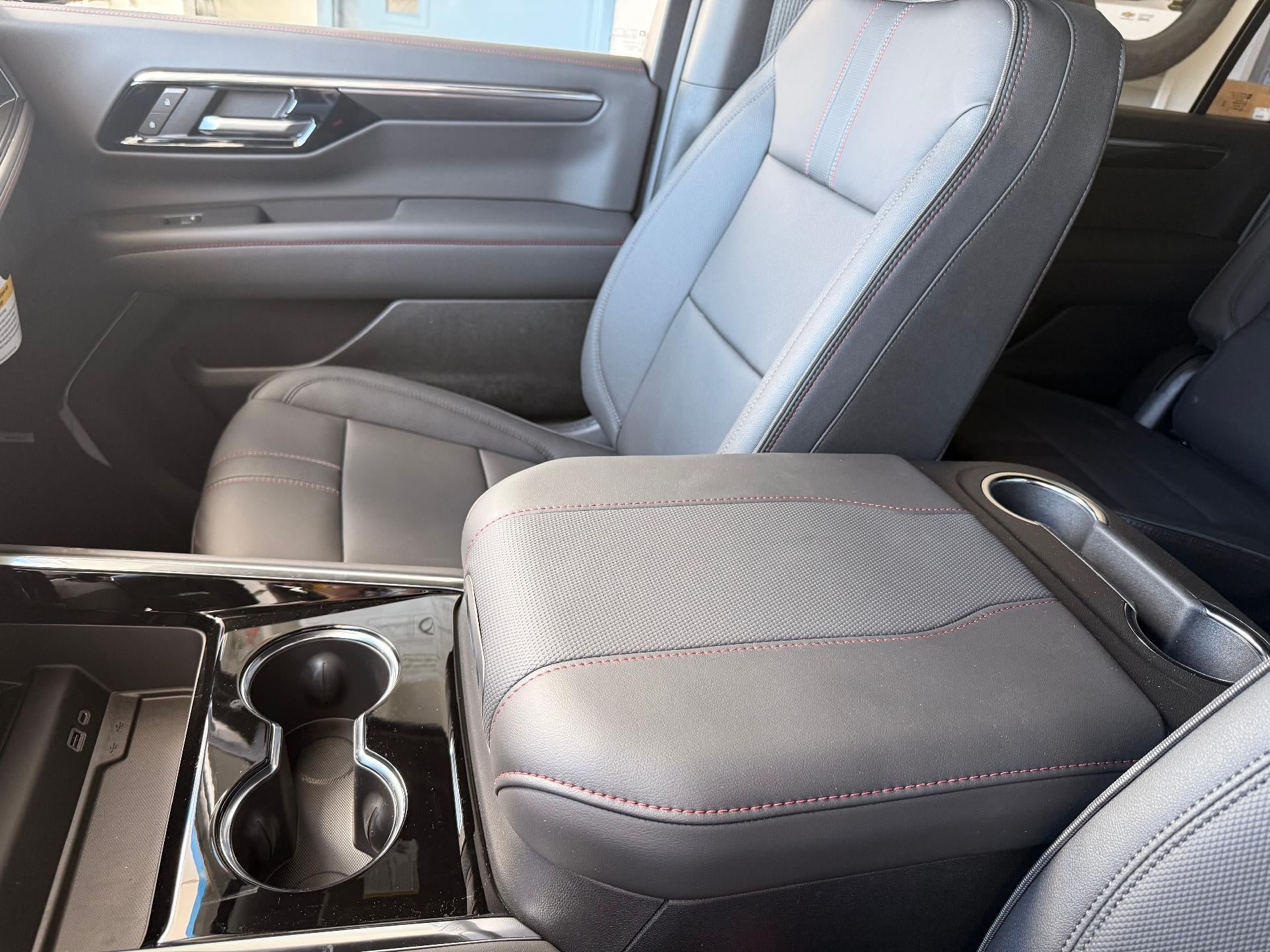 2027 Chevrolet Suburban RST