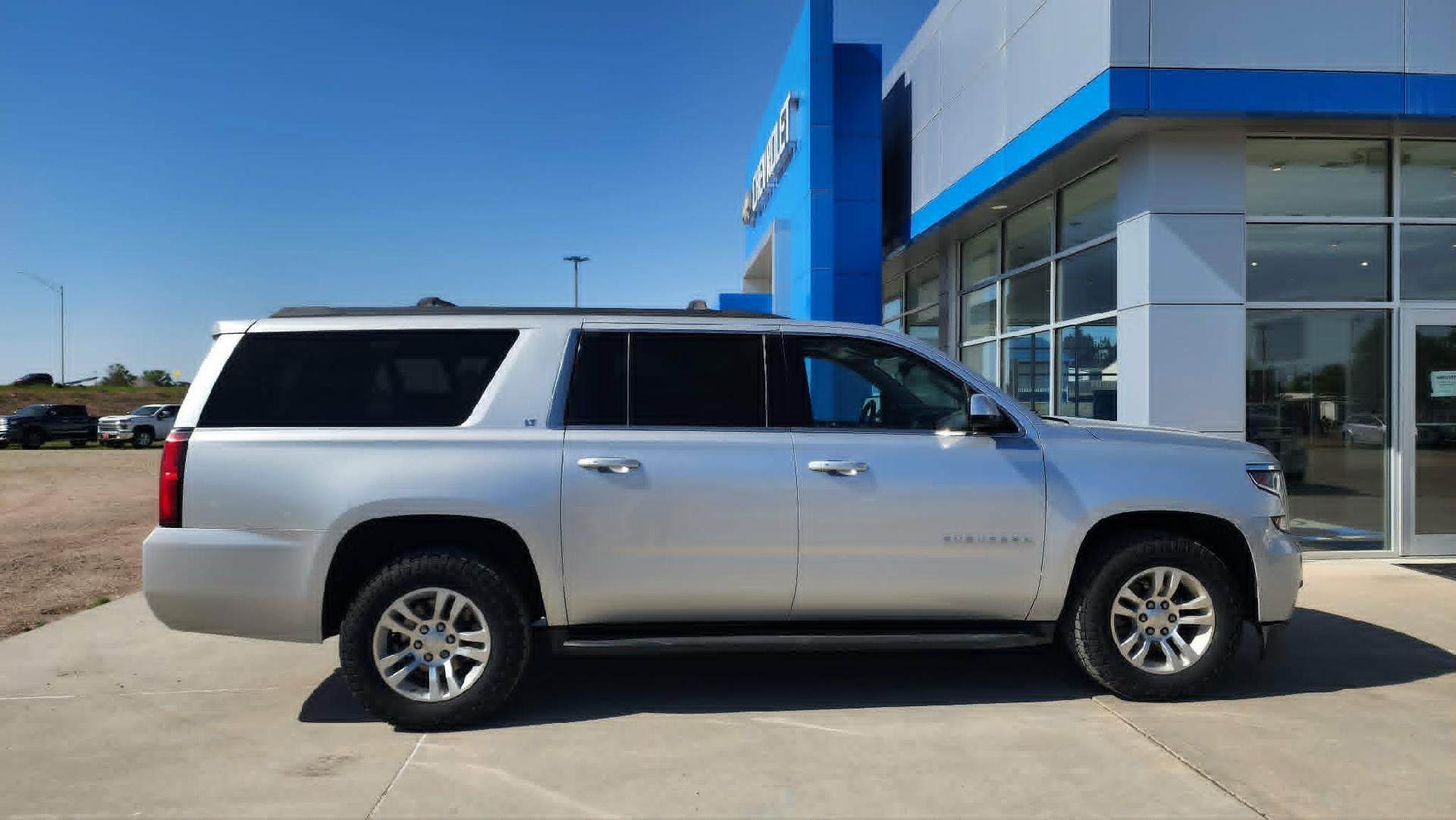 2017 Chevrolet Suburban LT