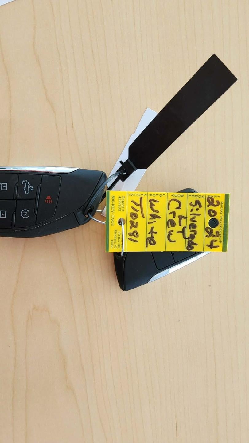 2024 Chevrolet Silverado 1500 LT